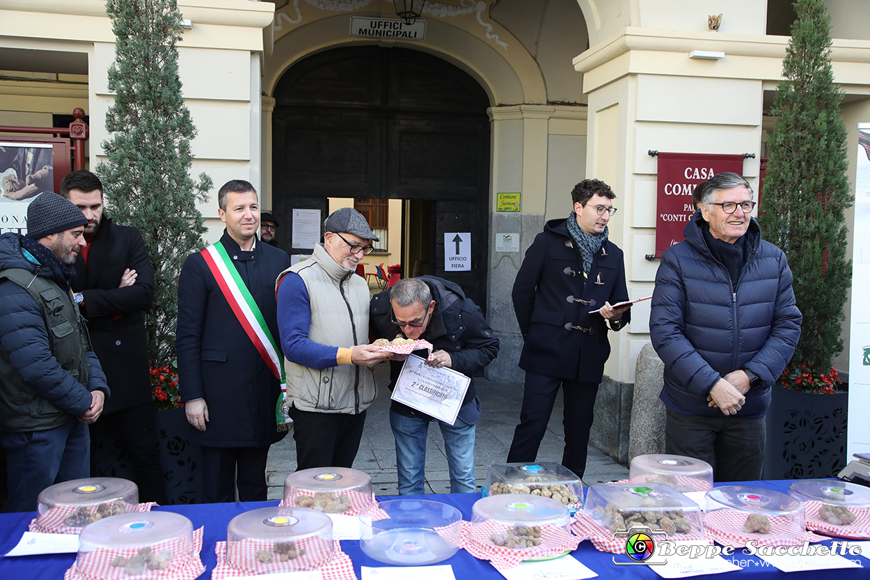 VBS_7065 - Fiera dei Santi - 12.ma Fiera Nazionale del Tartufo.jpg